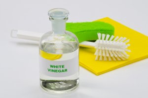 use vinegar to clean your home
