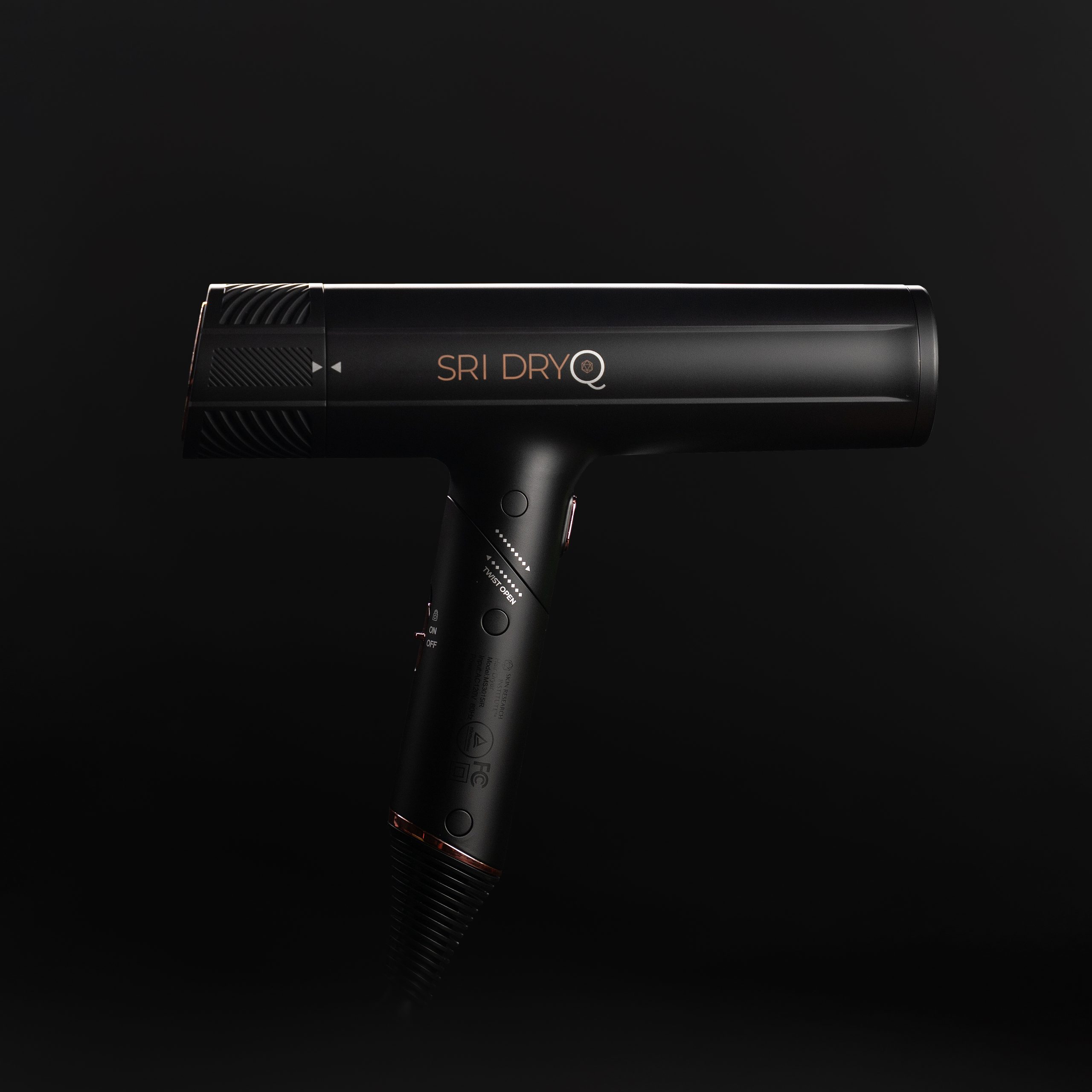 SRI Dry Q hair dryer close-up review image