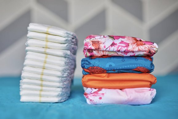 Cloth diapers vs. disposable diapers: Which kind should you use?