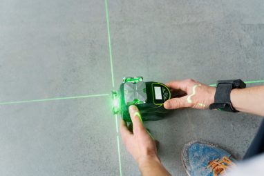 Laser Tape Measure vs Traditional Tape Measure: Which Should You Buy?