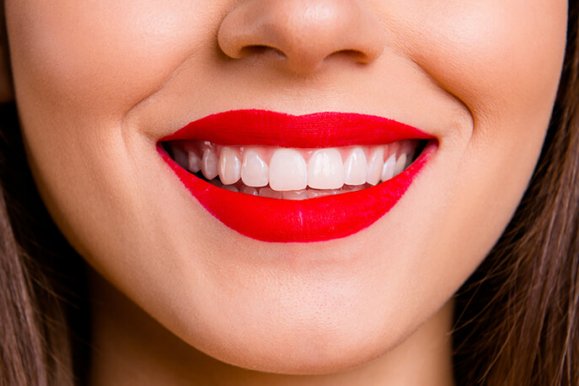 Looking For Affordable, Dentist-Trusted Whitening Kits That Help Protect Sensitive Teeth And Brighten Your Smile?